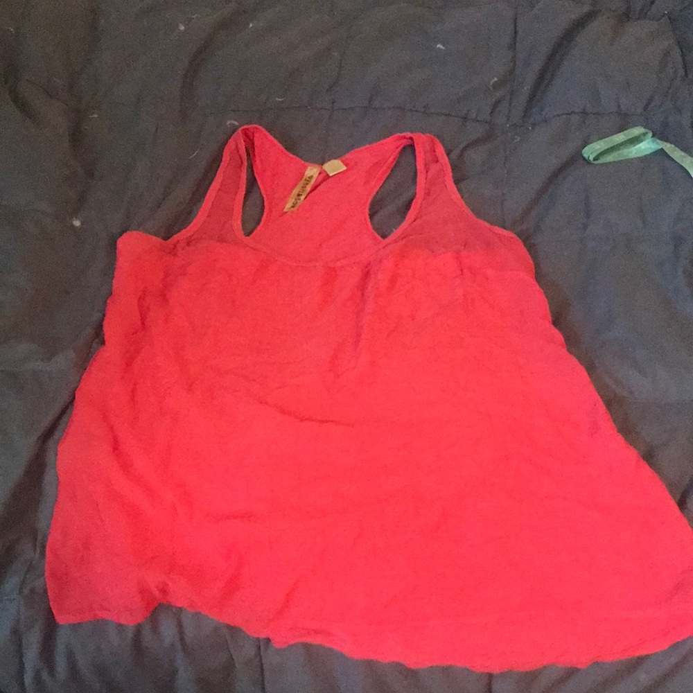 Pink tank top